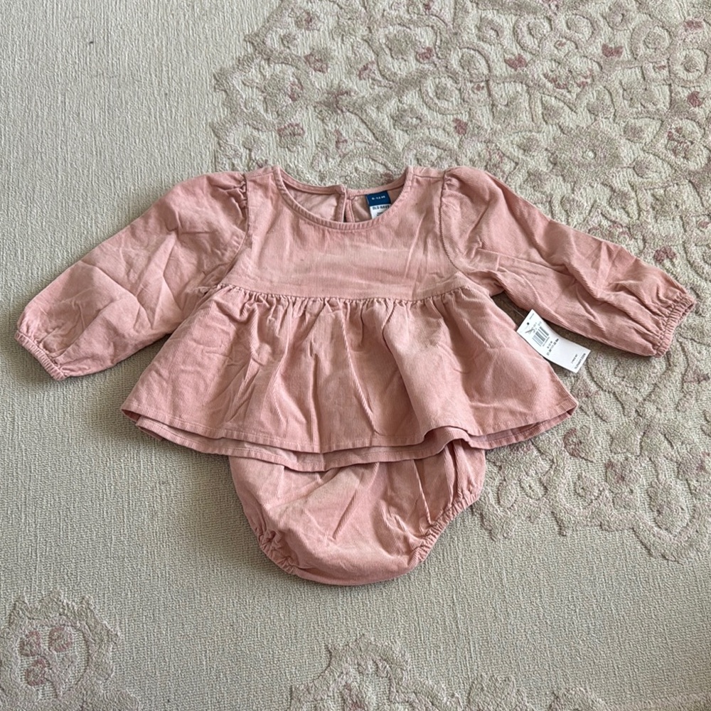 Old Navy | Mauve Corduroy Peplum Top and Bloomer Set for Baby Girl
